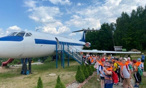 Wycieczka klas pierwszych do Tuchlina i Stryszej Budy